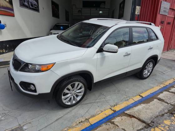 KIA SORENTO 2.4 16V GASOLINA EX 4WD AUTOMÁTICO
